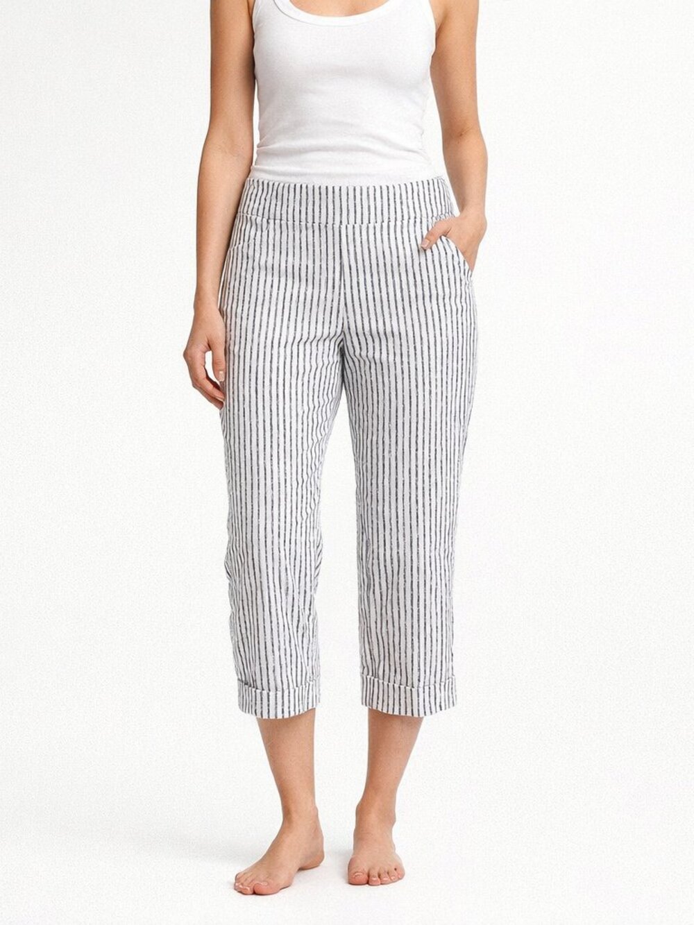 Charlie B. striped pull-on cropped pants Size 14